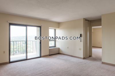 Brookline 1 Bed 1 Bath BROOKLINE- BOSTON UNIVERSITY $2,435  Boston University - $2,965