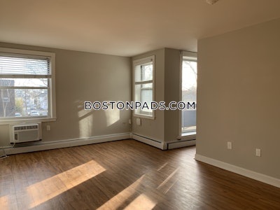 Brighton 3 Bed 1 Bath BOSTON Boston - $3,660 No Fee