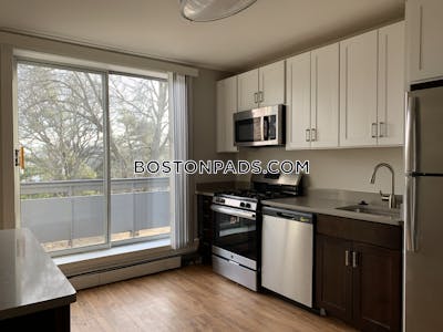 Brighton 3 Beds 1 Bath Boston - $3,660 No Fee