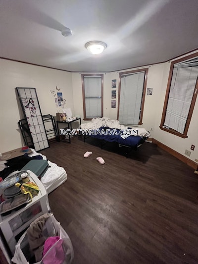 Mission Hill 5 Beds 2 Baths Boston - $5,500 No Fee