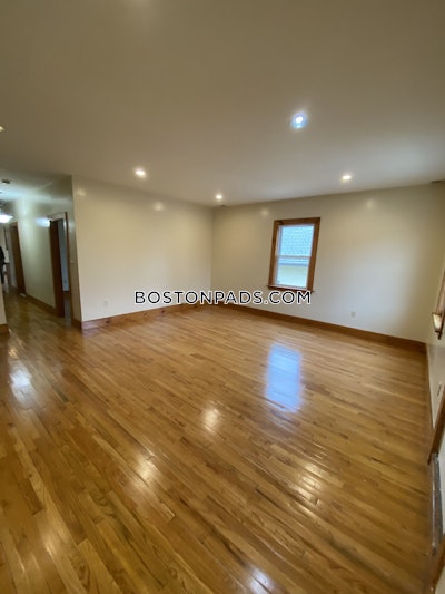 Roxbury Nice 3 Bed 2 Bath available on Westminster Ave in Roxbury  Boston - $4,650 50% Fee
