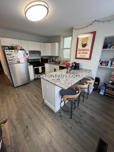 East Boston 3 Bed 1 Bath BOSTON Boston - $2,995 No Fee