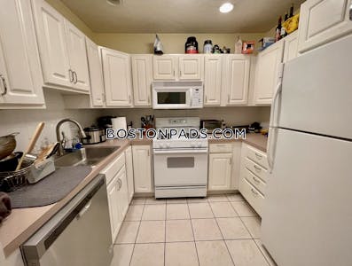 South Boston 3 Beds 2 Baths Boston - $4,000 No Fee