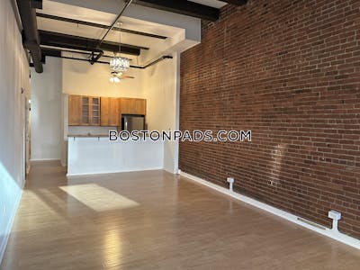 North End 2 Beds 2 Baths Boston - $4,500 No Fee