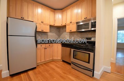 Brookline 4 Bed 2 Bath BROOKLINE- WASHINGTON SQUARE $5,200  Washington Square - $5,500 No Fee