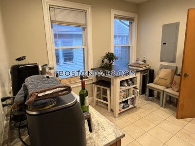 Allston 3 Beds 1 Bath Boston - $4,000