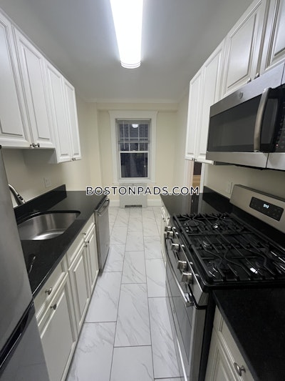 Cambridge 0 Bed 1 Bath CAMBRIDGE  Harvard Square - $2,750 No Fee