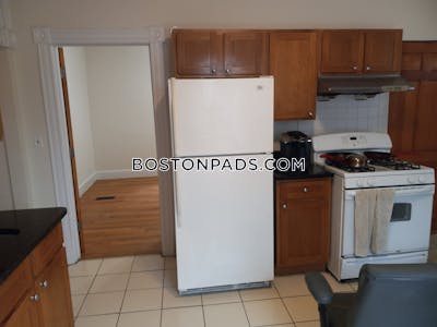 Fort Hill 2 Bed, 1 Bath Unit Boston - $3,250 No Fee