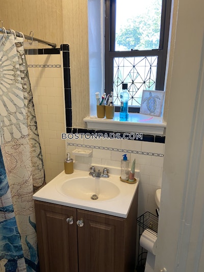 Medford 0 Bed 1 Bath MEDFORD  Medford Square - $1,575 No Fee