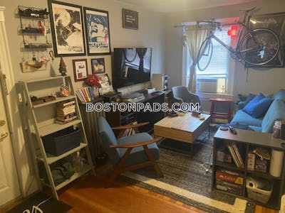 Cambridge 2 Beds 1 Bath on Alberta Terrace in Cambridge North Cambridge - $2,650