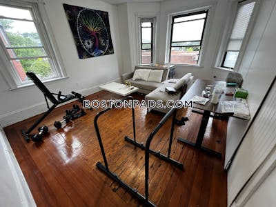 Roxbury 4 Bed 1 Bath BOSTON Boston - $4,200 No Fee