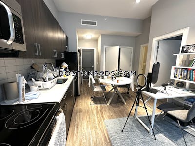 Lynn 1 Bed 1 Bath - $1,875 No Fee