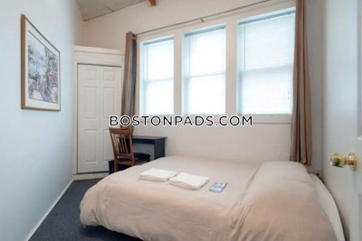 East Boston Great 2 bed 1 bath available 9/1 on Orleans St in East Boston! Boston - $2,600 No Fee