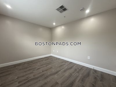 Billerica 2 Bed 1 Bath BILLERICA $2,425 - $2,425 No Fee