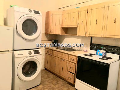 East Boston 2 Beds 1 Bath Boston - $2,600 No Fee