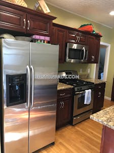 Medford 3 Beds 2 Baths  Tufts - $3,950 No Fee