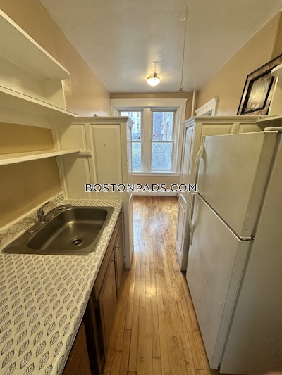 Allston Studio 1 Bath Boston - $2,000 No Fee