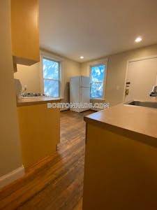 Cambridge 4 Beds 2 Baths Central Square/cambridgeport - $5,100 No Fee