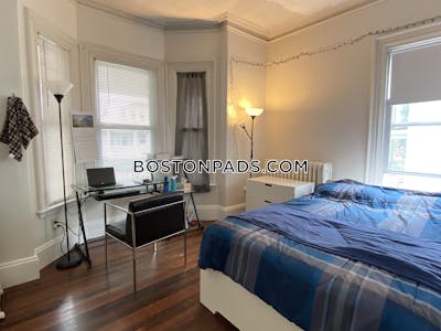 Somerville 5 Bed 1 Bath SOMERVILLE  Tufts - $5,900 No Fee