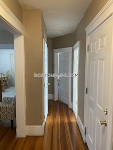 Somerville 3 Bed 1 Bath SOMERVILLE  Tufts - $3,200 No Fee