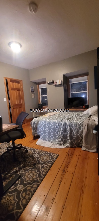 Mission Hill 5 Bed 2.5 Bath BOSTON Boston - $8,300