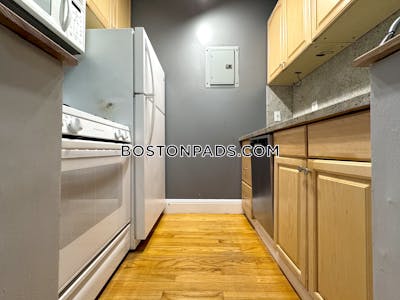 Brighton 1 Bed 1 Bath Boston - $1,999 No Fee