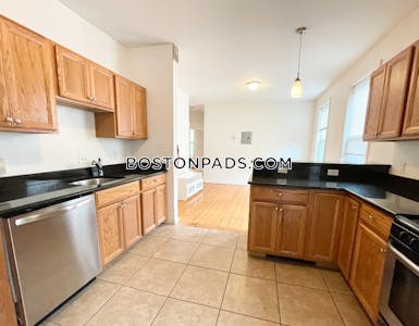 Mission Hill 4 Beds Mission Hill Boston - $5,300 No Fee