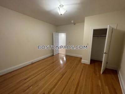 Brighton 3 Beds 1 Bath Boston - $3,850