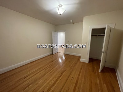 Brighton 3 Beds 1 Bath Boston - $3,850