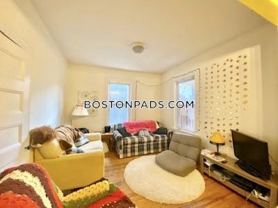 Mission Hill 3 Beds 1 Bath Boston - $3,800 50% Fee