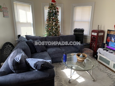 Allston 3 Beds 3 Baths Boston - $4,800 No Fee