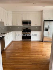 Allston/brighton Border 4 Beds 2 Baths Boston - $5,700 No Fee