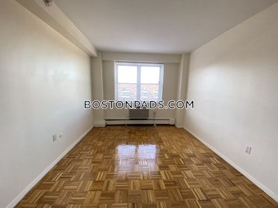 Brookline 2 Beds 1.5 Baths  Boston University - $3,800 No Fee