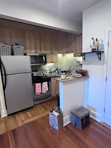 Brookline 3.5 Beds 2 Baths  Washington Square - $4,400 No Fee