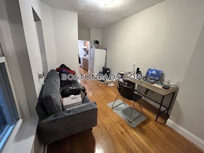 North End 1 Bed 1 Bath Boston - $2,600 No Fee