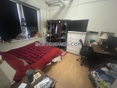 Allston/brighton Border Apartment for rent 1 Bedroom 1 Bath Boston - $2,275 No Fee