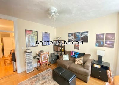 Brighton Nice 3 Bed 1 Bath available 9/1 on Lothian Rd. in Brighton Boston - $2,600 No Fee