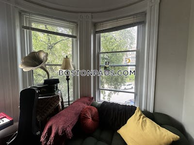 Back Bay Apartment for rent 1 Bedroom 1 Bath Boston - $2,695