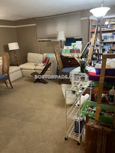 Newton Apartment for rent 1 Bedroom 1 Bath  Chestnut Hill - $2,295