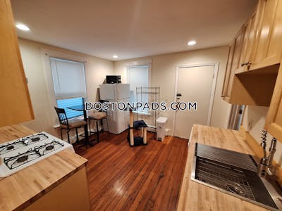 Cambridge 4 Beds 2 Baths  Central Square/cambridgeport - $5,100 No Fee