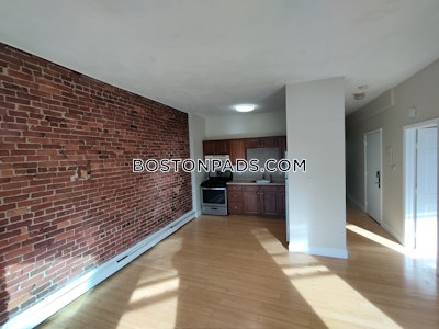Roxbury 3 Beds 1 Bath Boston - $2,995 No Fee