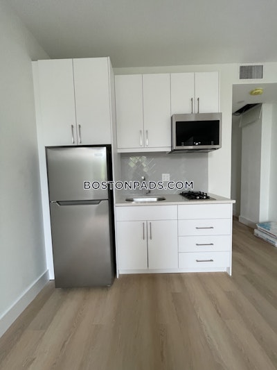 South End Studio 1 Bath Boston - $2,250 No Fee