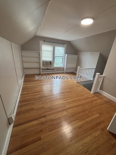 Somerville Apartment for rent 2 Bedrooms 1 Bath  Tufts - $2,500 50% Fee