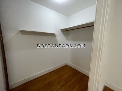 Malden Studio 1 Bath - $1,900 No Fee