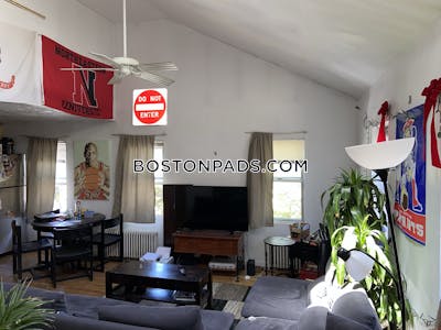 Brighton 4 Beds 1 Bath Boston - $3,400 No Fee