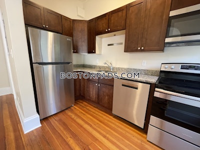 Brookline Apartment for rent 1 Bedroom 1 Bath  Washington Square - $2,900 No Fee