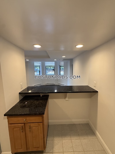 Fenway/kenmore Apartment for rent Studio 1 Bath Boston - $2,200 No Fee