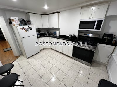 Mission Hill 3 Beds 1 Bath Boston - $3,600 No Fee